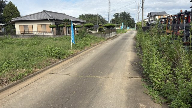 土地 狭山市柏原の前面道路含む現地写真|前面道路幅員約５ｍ