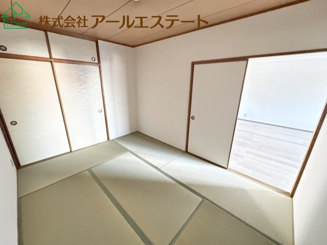 ライオンズマンション東加古川　JR「東加古川駅」徒歩14分の和室