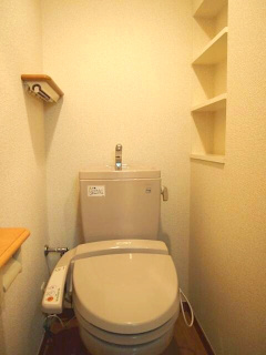 ルーブル学芸大学六番館のトイレ|トイレもきれいです