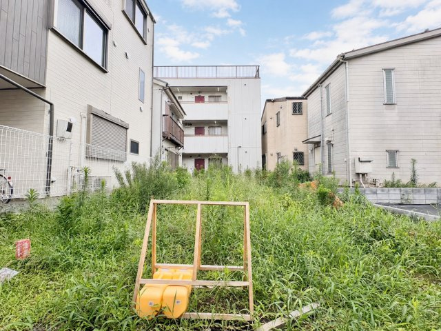 中野区中央1丁目　建築条件無し売地の外観|2026.08.06撮影

現地ご見学希望・資料請求などお気軽にお問い合わせ下さい！
03-5990-5201