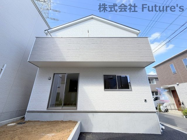 三郷市戸ケ崎1丁目　新築戸建　全1棟の外観|TX「三郷中央」駅バス11分『天王橋南』停歩4分