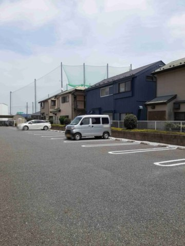 ウエインヒルドの駐車場|駐車場完備です