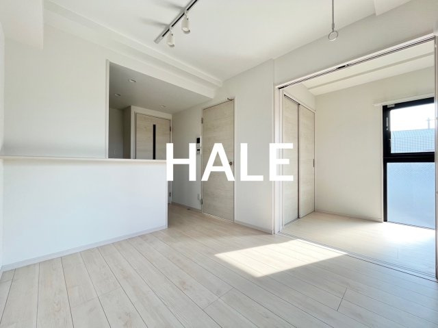 【居間・リビング】 | リアンレガーロ井尻駅前壱番館