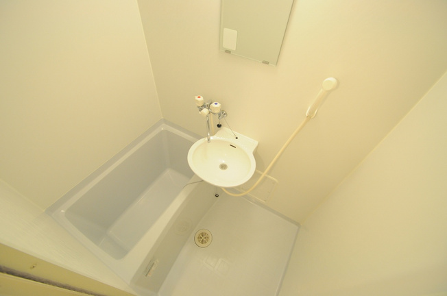 【浴室】 | レオパレスアンティーク | 画像8