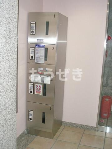 ビイルーム横濱関内のその他共用部分|宅配ボックス完備！
