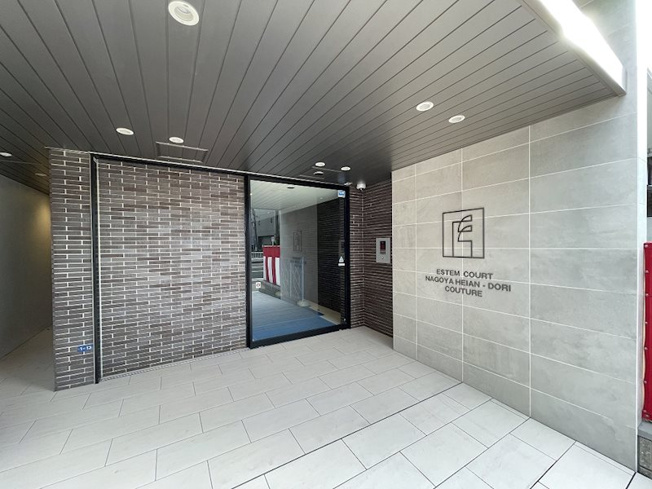 【エントランス】エステムコート名古屋平安通クチュール