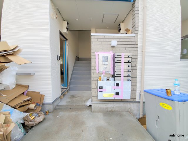 Mahalo　仲介手数料無料のエントランス