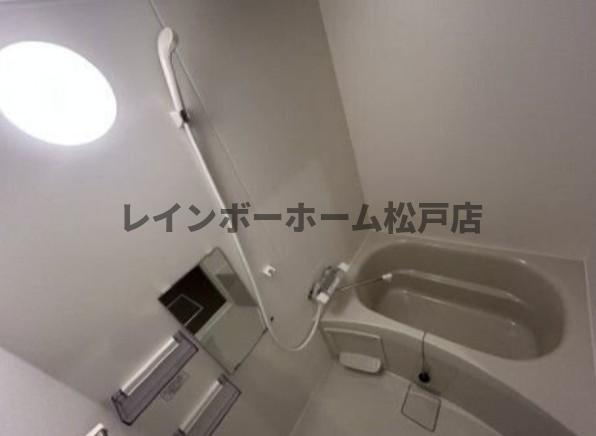 【仲介手数料：50％OFF】対象物件！の浴室