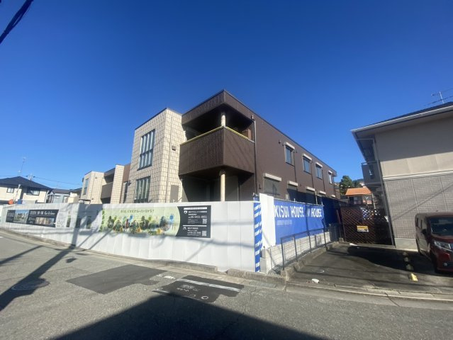 CELFENA 宝塚・川面Haut De Gamme
