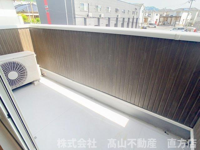 北九州市八幡西区茶屋の原２丁目のアパートのバルコニー
