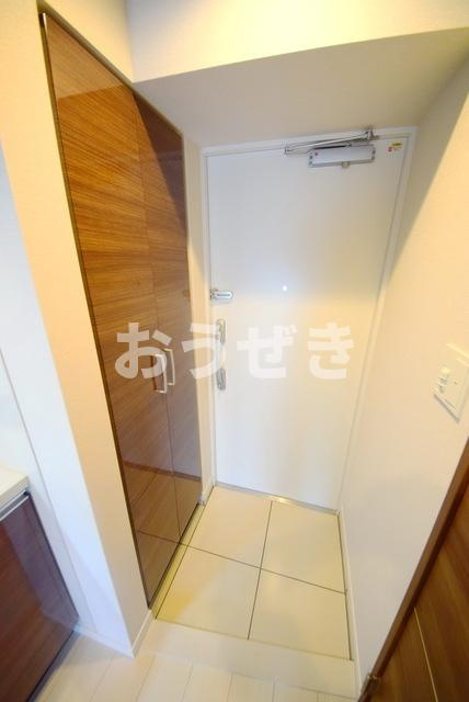 ＳＨＯＫＥＮ　Ｒｅｓｉｄｅｎｃｅ横浜伊勢町の玄関