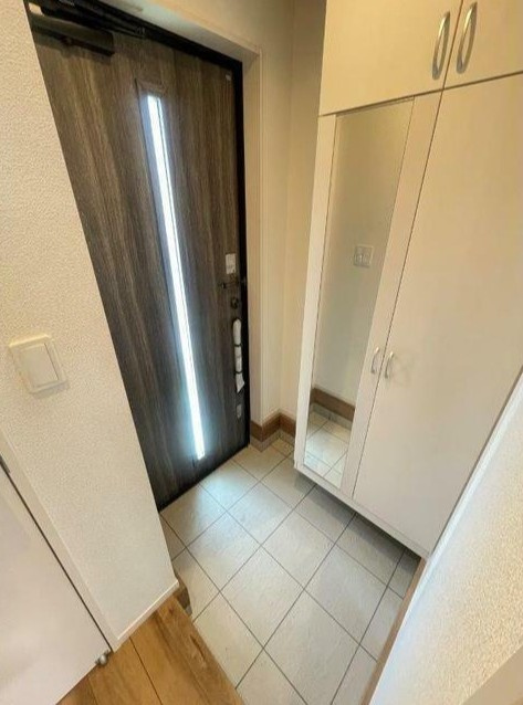 泉町2丁目貸家の玄関