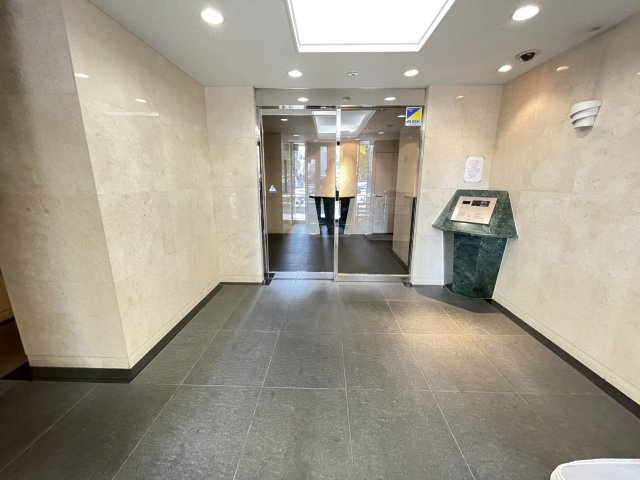 スカイコート後楽園壱番館のエントランス|エントランスホール