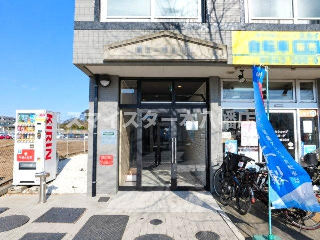 千葉市緑区おゆみ野３丁目の賃貸マンションのエントランス
