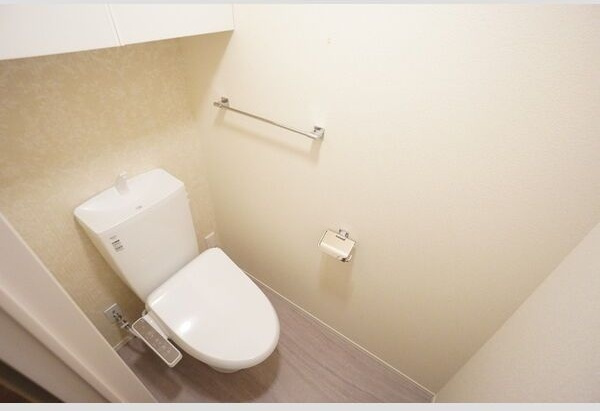 D-ROOM六条福寿町のトイレ