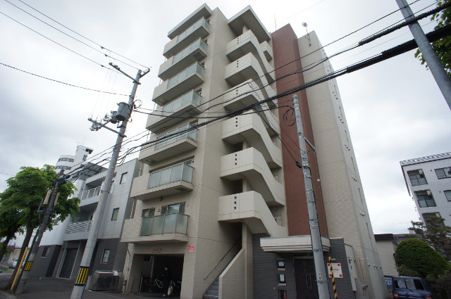 フォレスタ