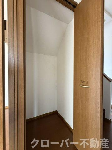 ローズガーデン土器東 A棟の収納