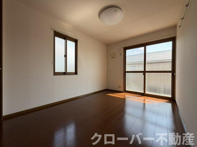 ローズガーデン土器東 A棟の内装