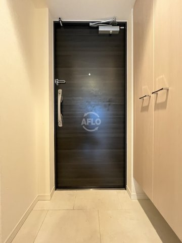 エスレジデンス新大阪リデントの玄関|S-RESIDENCE新大阪Ridente　玄関