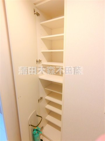 エアフレックス羽田の設備|玄関収納