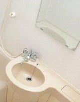 アーバンヒルズ鶴見の洗面所