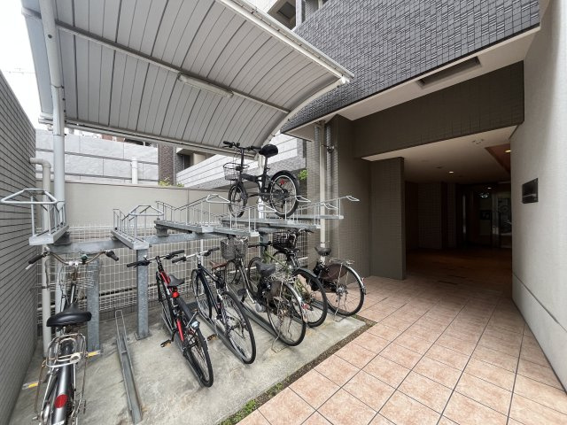 ル　ヴェール新大阪のその他|駐輪場