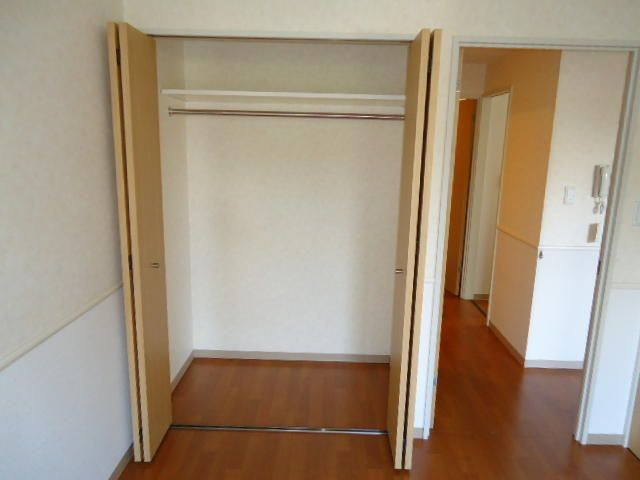 シャテーヌ春日部の収納