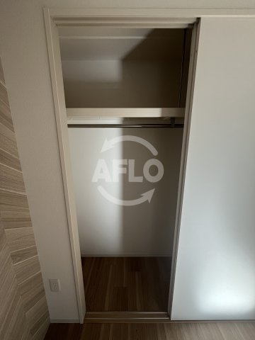 セレニテ新大阪グランデシュッドの収納|セレニテ新大阪グランデシュッド　クローゼット