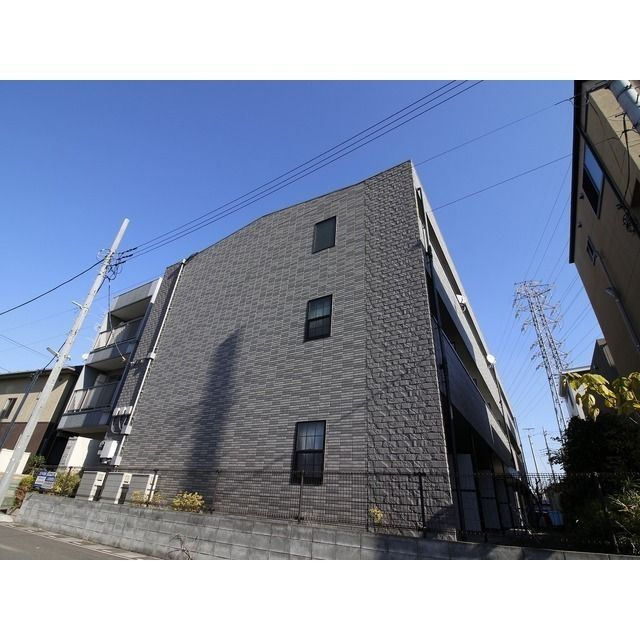 アンプルール フェール Skyの外観