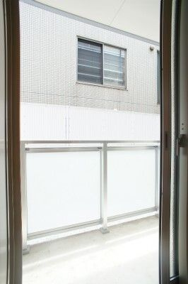 リブリ・SUNエースⅡのバルコニー|別部屋参照写真