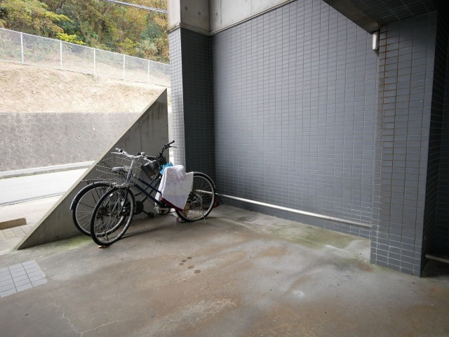 ウイングピア二日市のエントランス