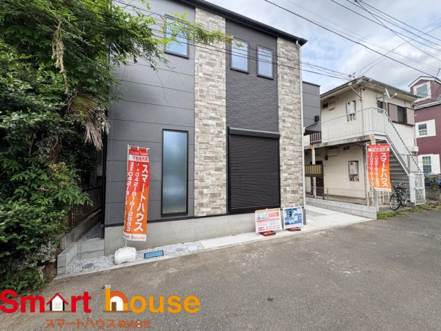 相模原市南区旭町　新築1棟の外観|閑静な住宅街に堂々登場！ナチュラルで温かみのある木目調の内装も魅力です。土日祝日即日ご案内可能です♪