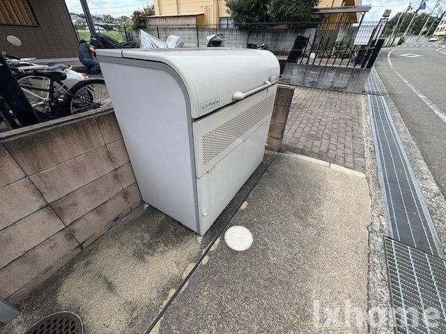 シャーメゾン南春日丘のロビー|清潔なロビーです