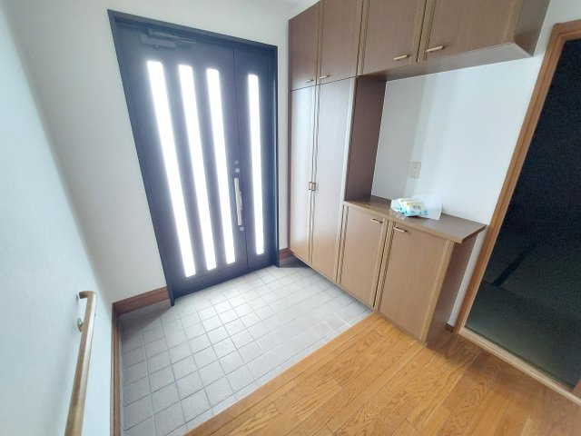 大野台貸家の玄関