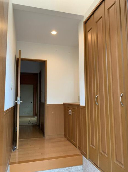 藤井寺市小山7丁目の玄関