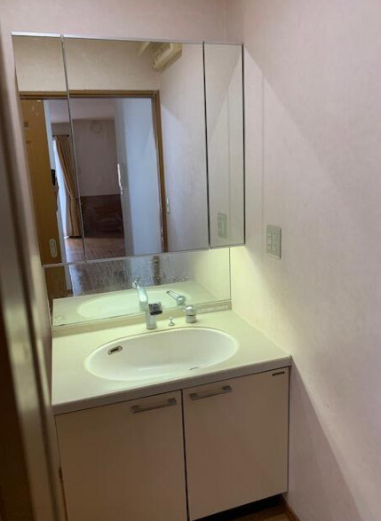 藤井寺市小山7丁目の独立洗面台