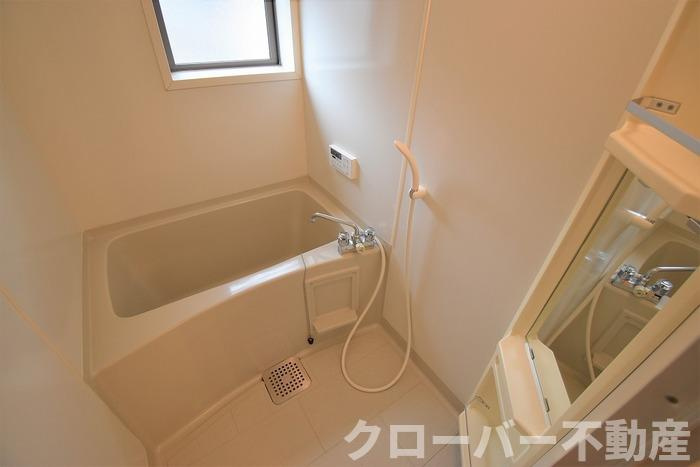 セジュール サライ C棟の浴室|浴室