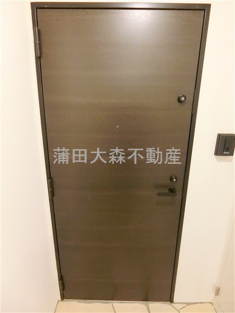 N-STORYエヌストーリーの玄関