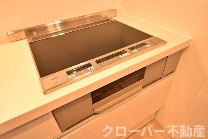 Ｐｏｒｔ Ｃａｓａ Ｅｂｉｓｕのキッチン|システムキッチンＩＨコンロ