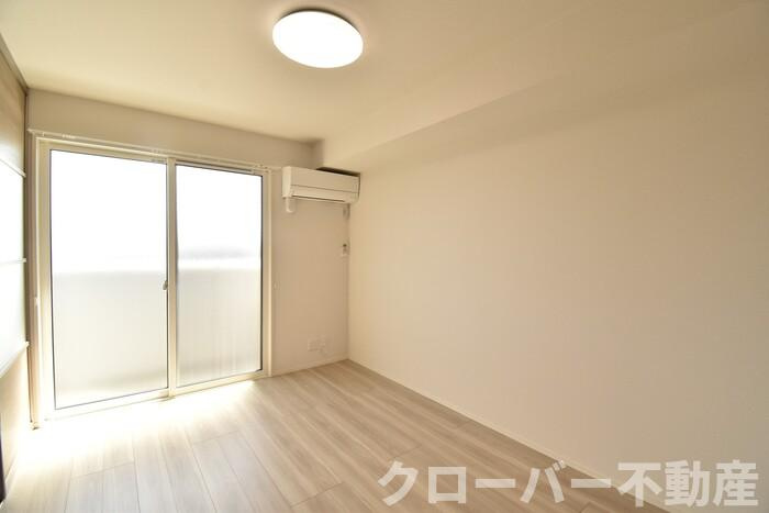 Ｐｏｒｔ Ｃａｓａ Ｅｂｉｓｕの居間・リビング|ＬＤＫ１０帖