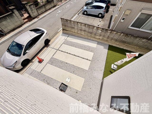 【新築】前橋市関根町　３号棟(全３棟)　グラファーレ　新築建売分譲の駐車場