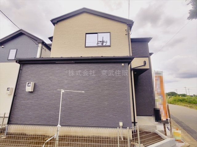 【前面道路含む現地写真】の画像