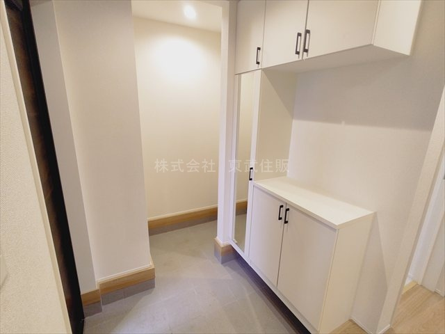 【玄関】 | 狭山市広瀬台12期　全4棟　1号棟 | ゆったりとした玄関です