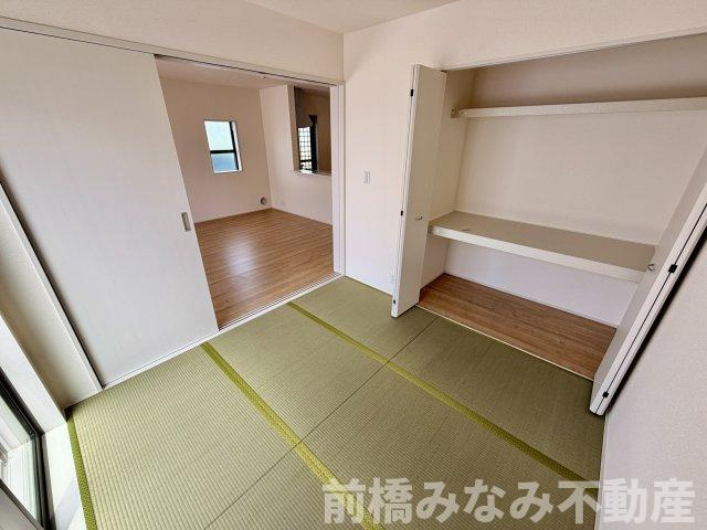 【新築】前橋市富士見町時沢第12　２号棟(全５棟)　リーブルガーデン　新築建売分譲の和室|畳の上でゆっくりとくつろげる和室です