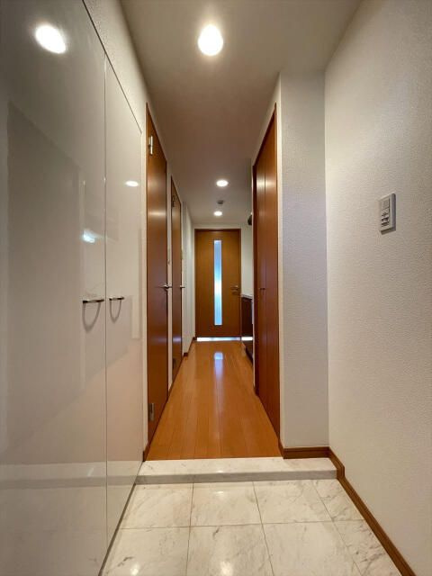 スカイコート板橋五番館の玄関