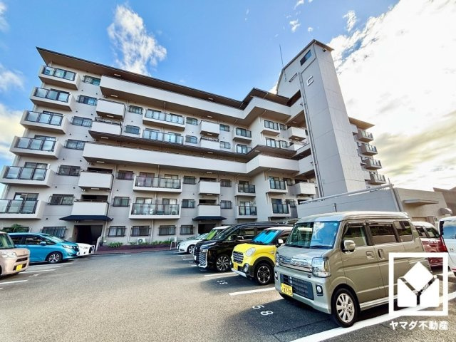ユニライフ宇治Ｃ棟の外観