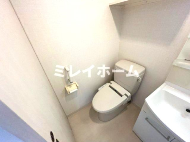 エアフレックス羽田のトイレ|同建物内、別のお部屋の参考写真になります。