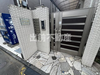 【エントランス】 | ザ・コート新宿