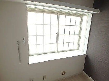 松戸市高塚新田のアパートのバルコニー