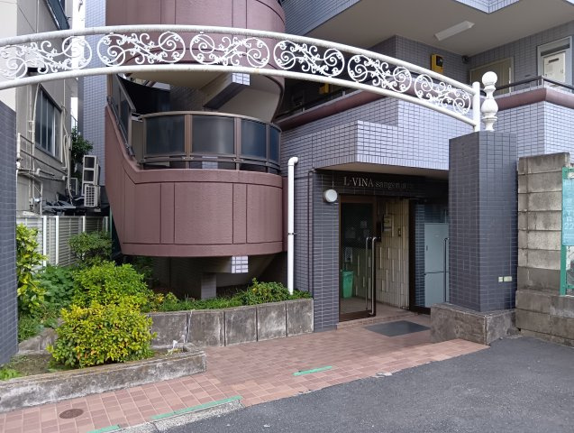 【エントランス】